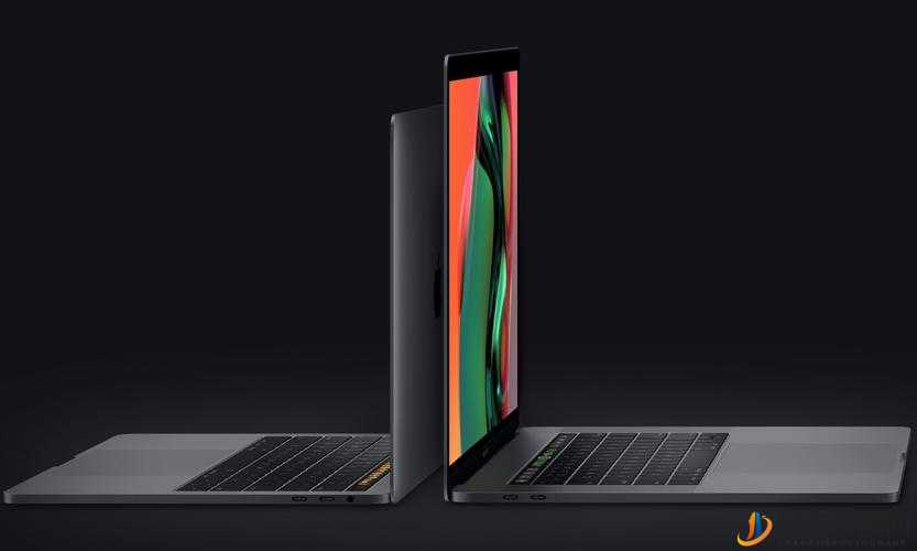 1819 岁 MacBook-Pro 高清：展现青春风采与前沿科技魅力